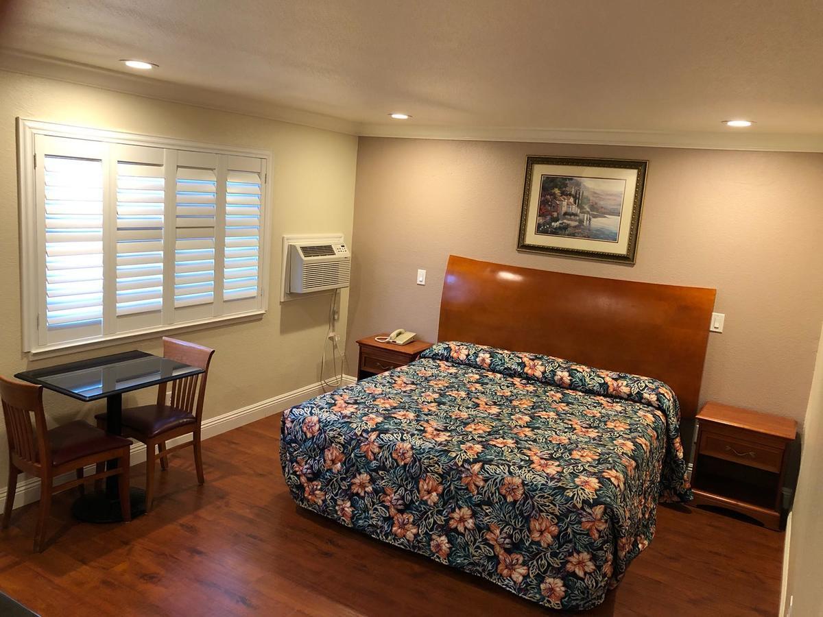 Thunderbird Motel Seaside Bagian luar foto