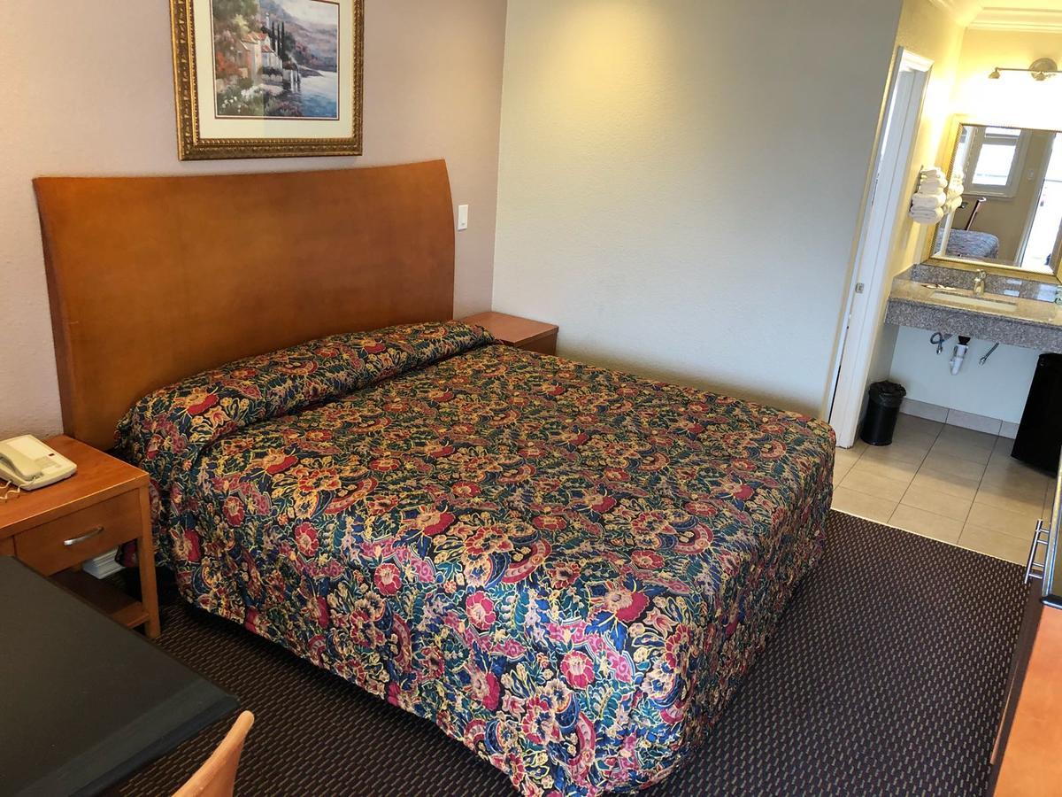 Thunderbird Motel Seaside Bagian luar foto