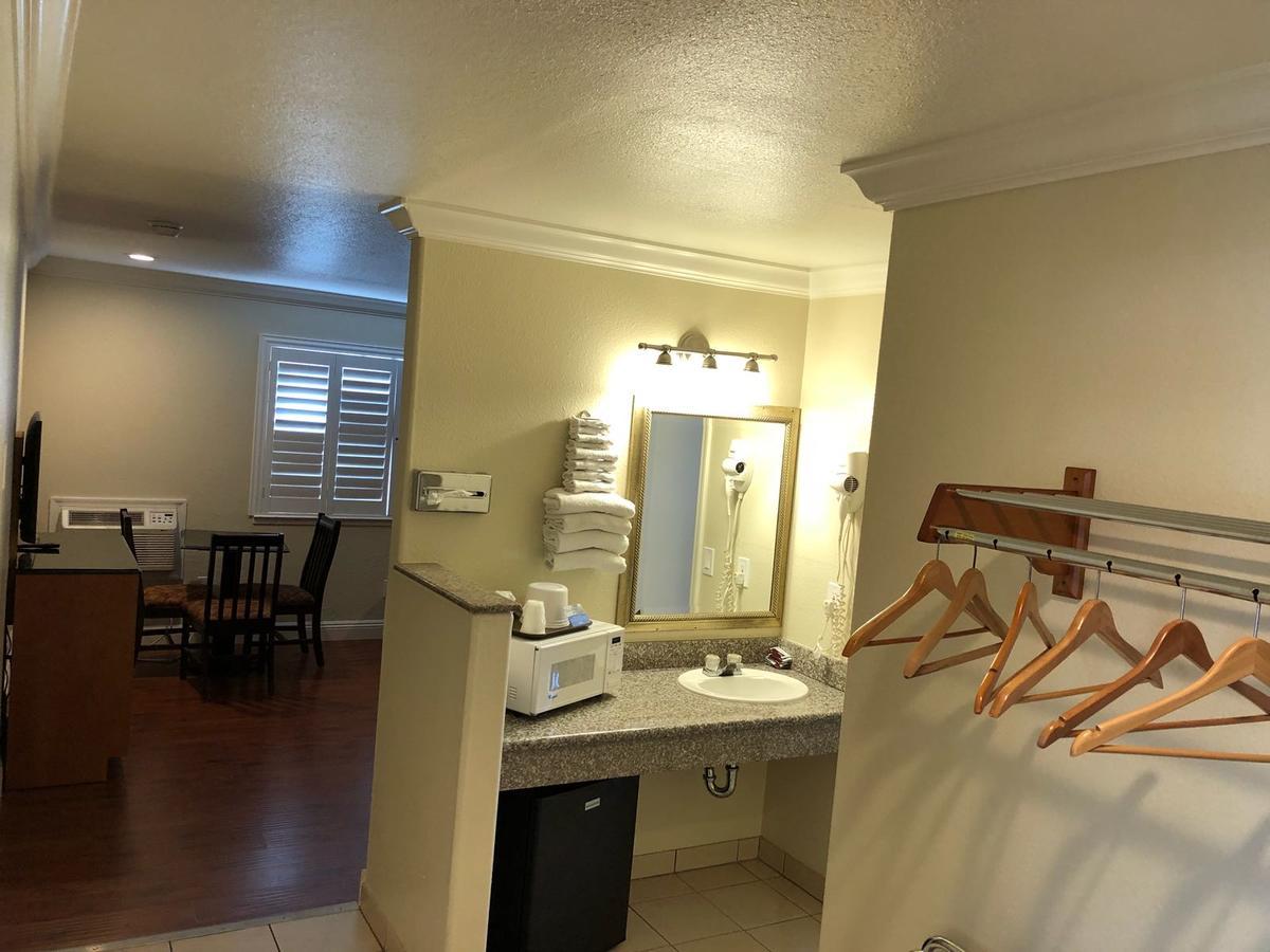 Thunderbird Motel Seaside Bagian luar foto