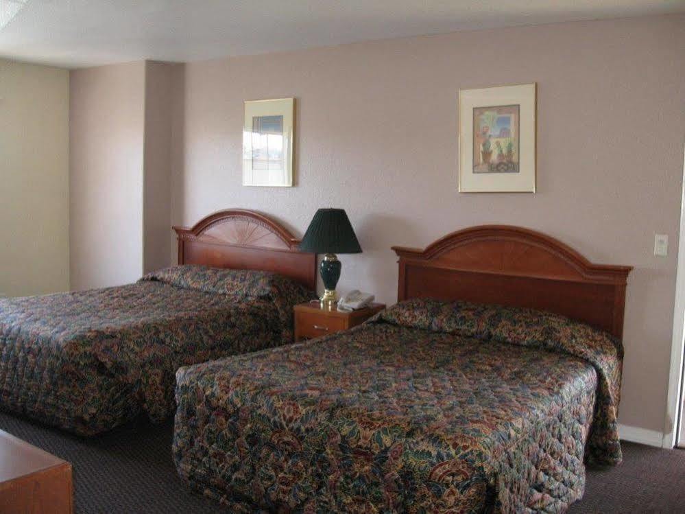 Thunderbird Motel Seaside Bagian luar foto