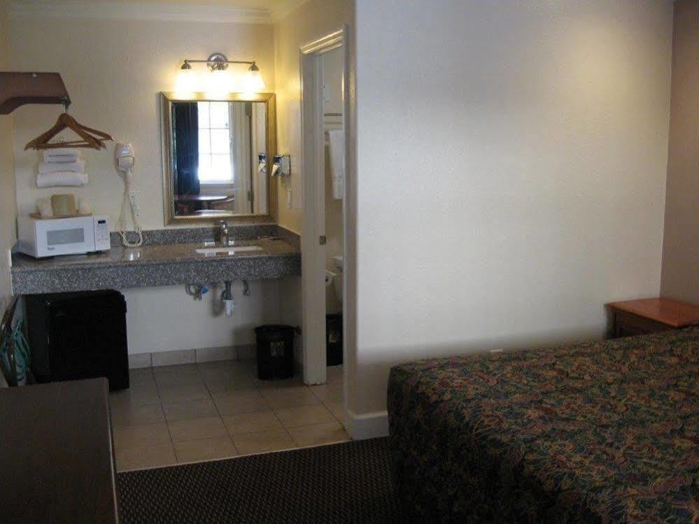 Thunderbird Motel Seaside Bagian luar foto