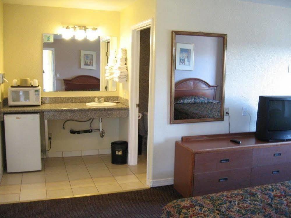 Thunderbird Motel Seaside Bagian luar foto